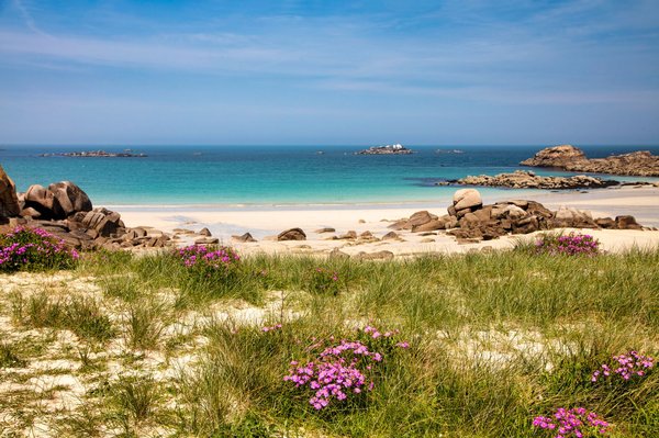 Quels sont les campings de Bretagne où il n'y a pas de mobil-home à louer ?