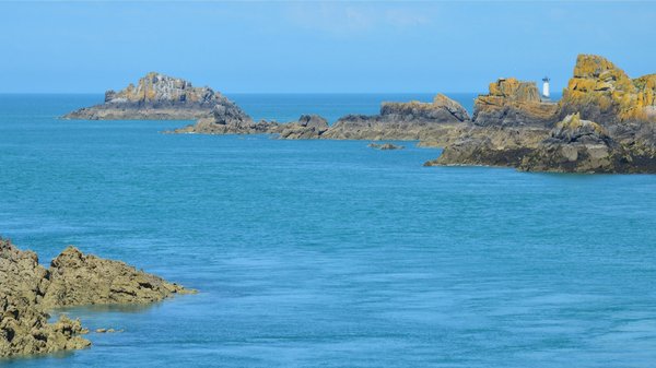 Pourquoi choisir un camping dans les Côtes d'Armor en bord de mer avec piscine ?